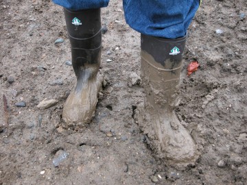 2003-11-27_Northerner_boots_in_mud