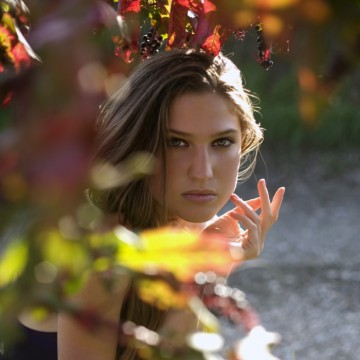 Luca_Patrone_Caterina_in_autumn