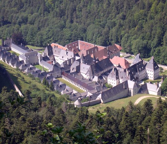 Scandalous and Sacred Fashion