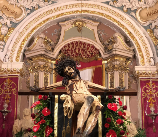 Ta’ Ġieżu Crucifix
