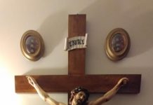 Holy Week with the Saints