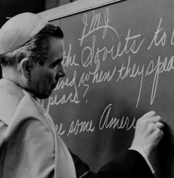 Fulton Sheen’s Thoughts for Daily Living