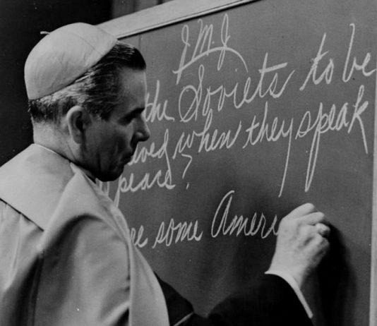 Fulton Sheen’s Thoughts for Daily Living